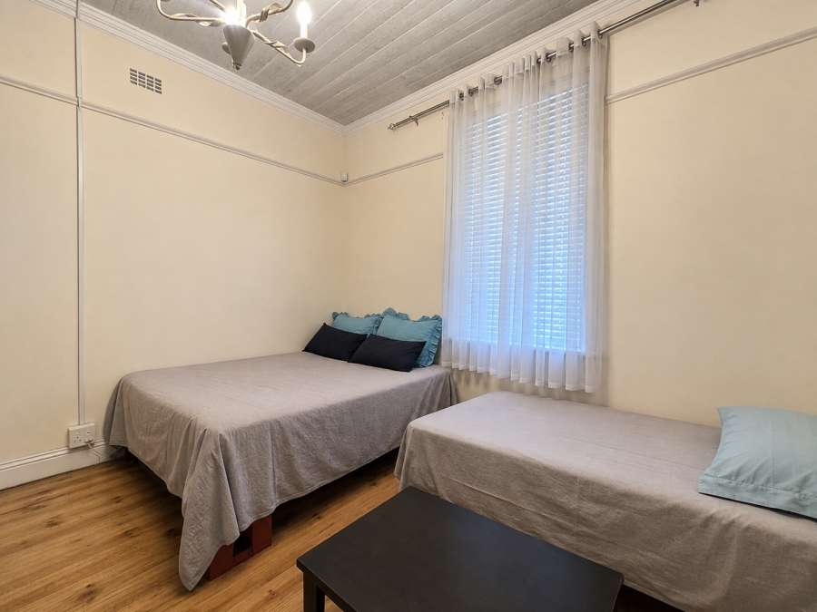 5 Bedroom Property for Sale in Wynberg Western Cape